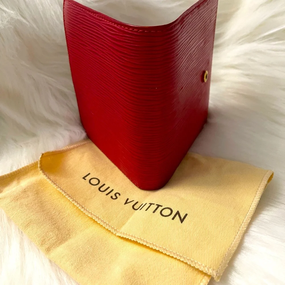 Louis Vuitton Red Epi Leather - Picture 4 of 5